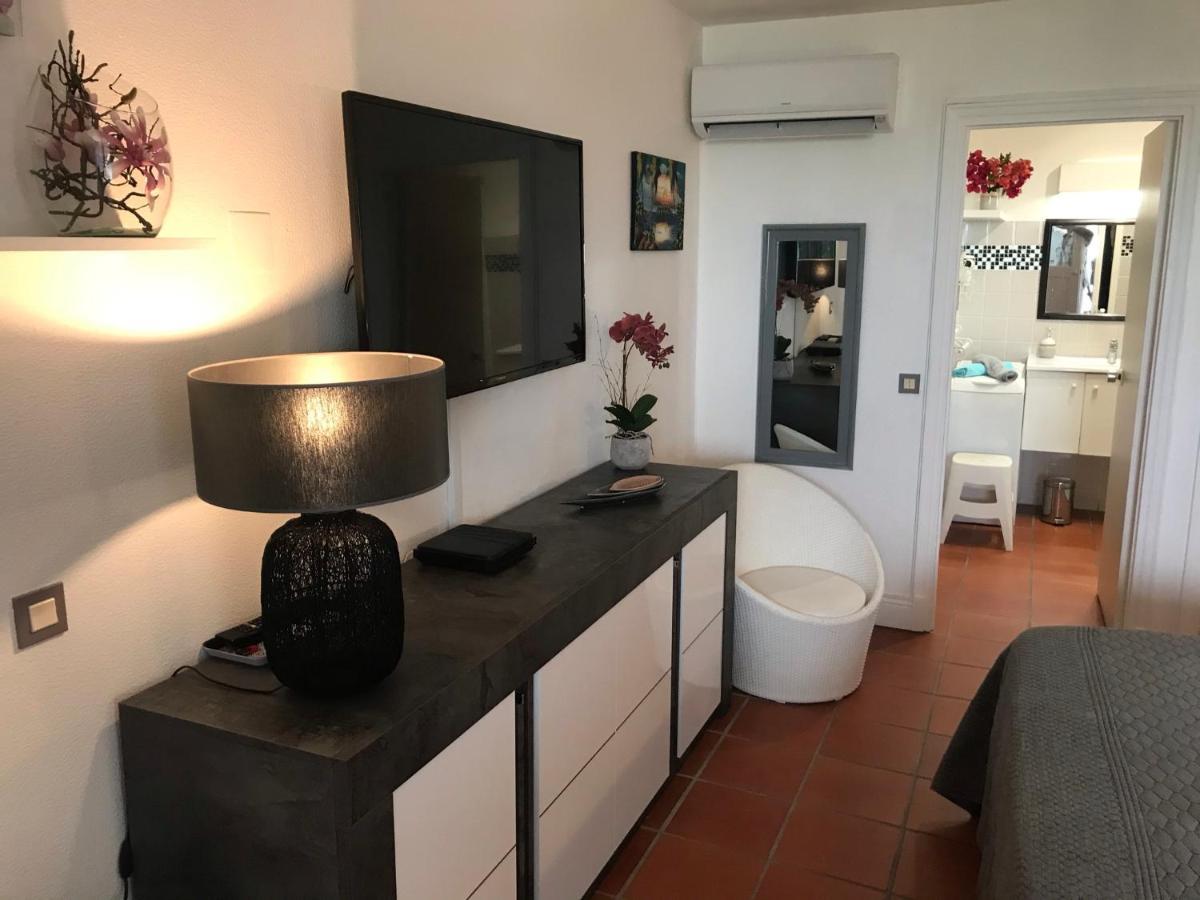 Studio Mojito Vue Mer,Piscine Avec Cuve Eau Et Acces Plage Et Piscine Anse Des Rochers Saint-Francois  Luaran gambar