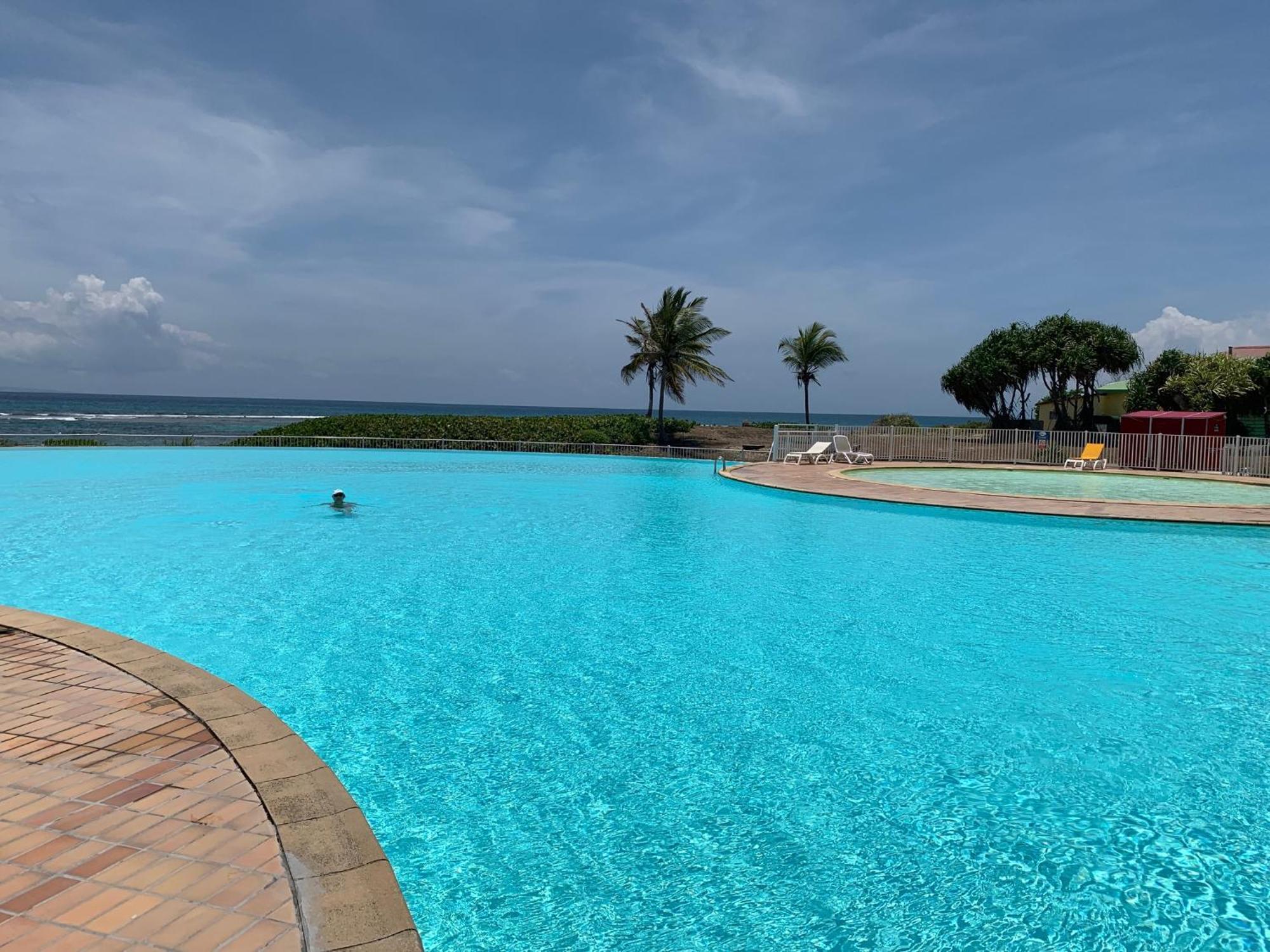 Studio Mojito Vue Mer,Piscine Avec Cuve Eau Et Acces Plage Et Piscine Anse Des Rochers Saint-Francois  Luaran gambar